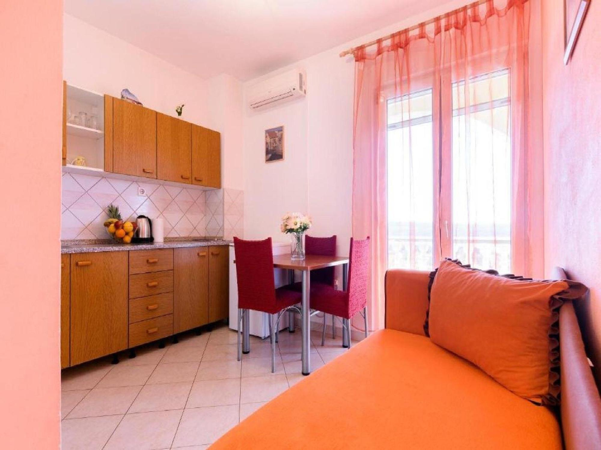 Apartments Milic - One Bedroom Apartment With Sea View And Terrace Горни-Карин Экстерьер фото