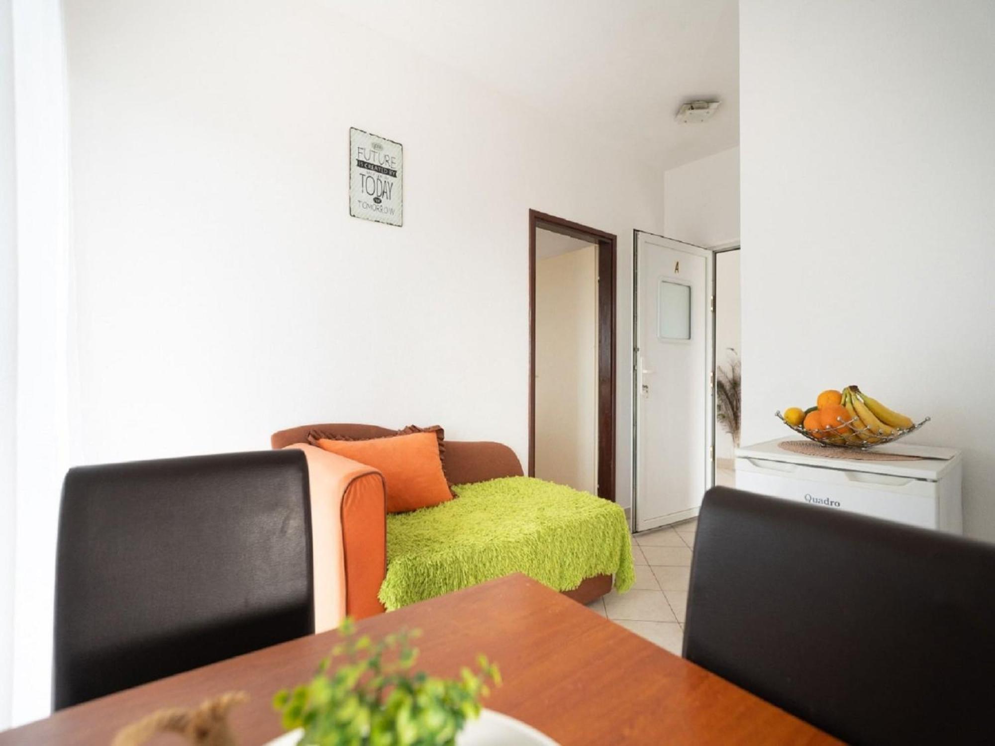 Apartments Milic - One Bedroom Apartment With Sea View And Terrace Горни-Карин Экстерьер фото